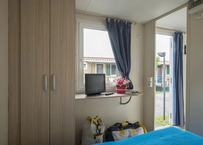 Vakantiepark Real Village 2*