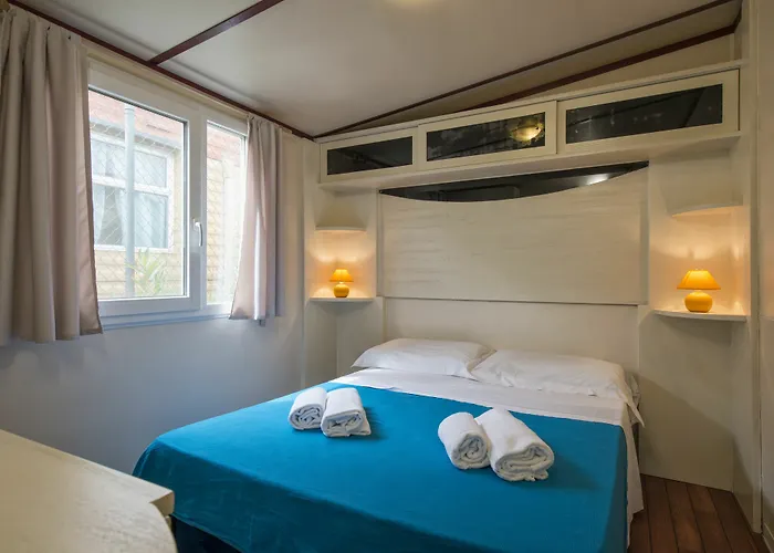 Vakantiepark Real Village 2*